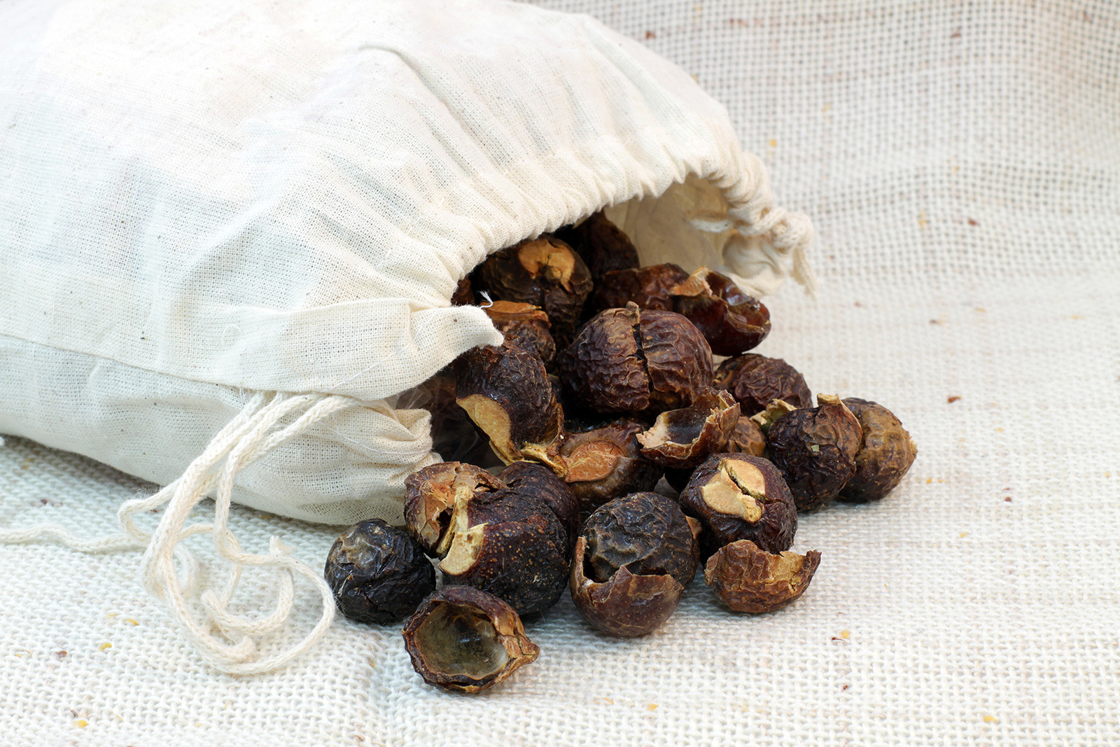 Save the with These Laundry Detergent Alternatives